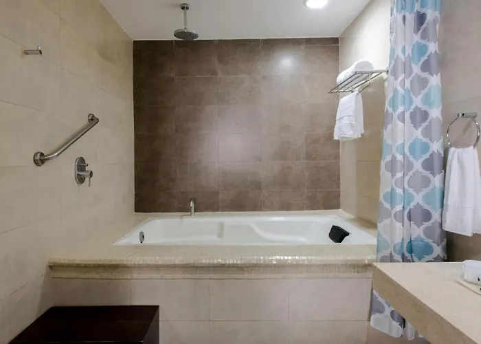 Aldea Thai 235 *
