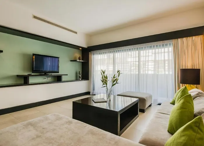 Aldea Thai 235