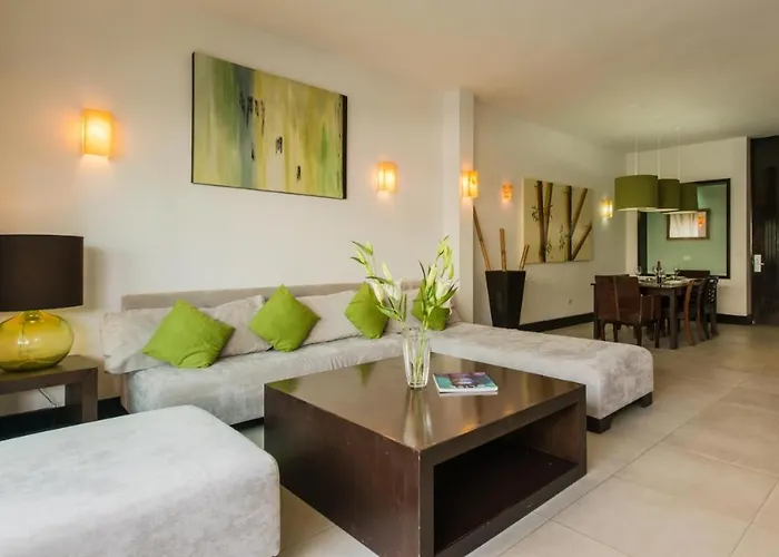 Aldea Thai 235 Aparthotel